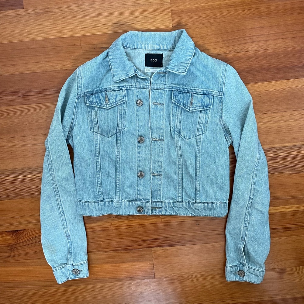 BDG Cropped Denim Jacket
